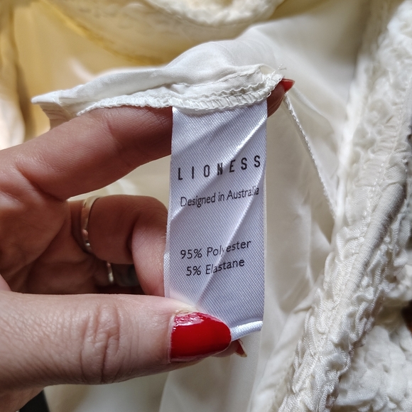 SOLD LIONESS Match Point Ruffle Mini Skort in Porcelain Cream Off White Sz Small - Picture 7 of 7